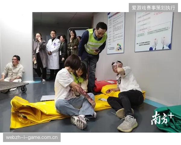 跨区域赛事医疗联动中，急救信息孤岛为何导致急救数据反馈滞后？